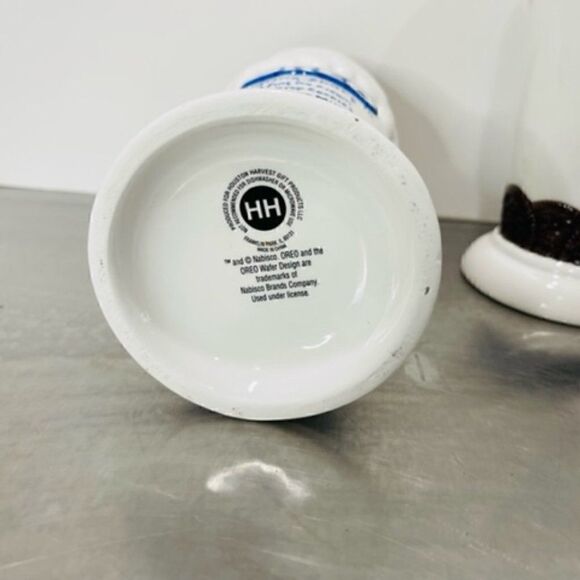 2 Oreo Cookie Milkshake Ceramic Glasses with Recipe by Houston Harvest 6.75" - Picture 5 of 6